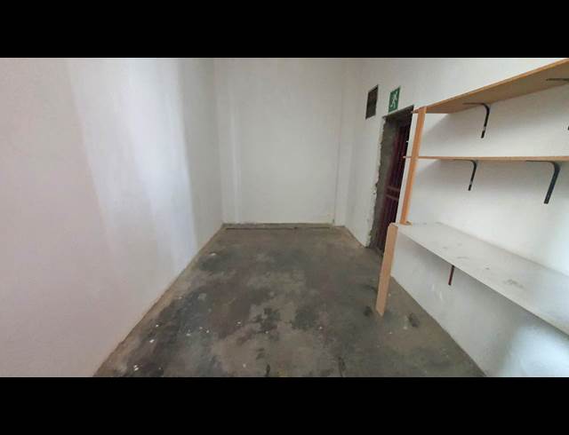 1,000M² WAREHOUSE TO LET IN SEBENZA