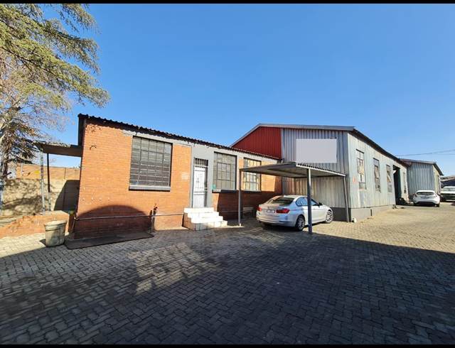 314M² WAREHOUSE RENTED IN WADEVILLE