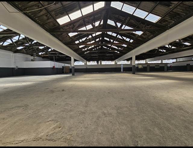 2,356M² WAREHOUSE TO LET IN EPPING INDUSTRIAL