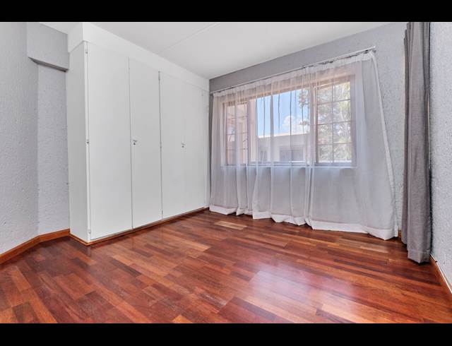 2 BEDROOM APARTMENT RENTED IN MAGALIESSIG
