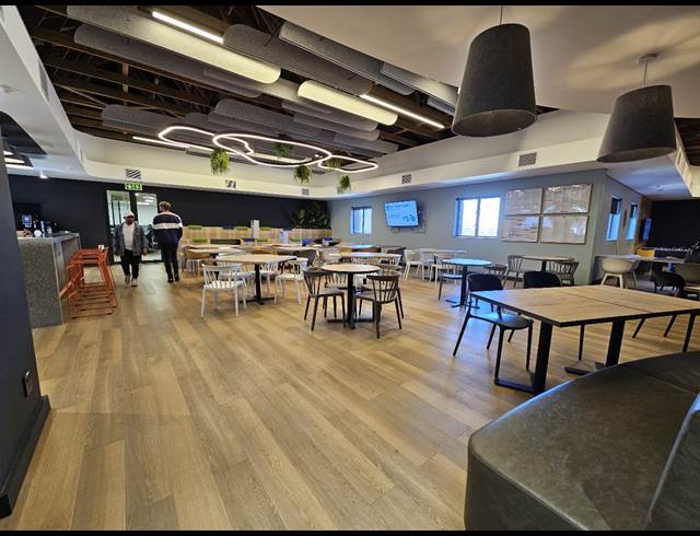 1,753M² OFFICE TO LET IN CENTURY CITY