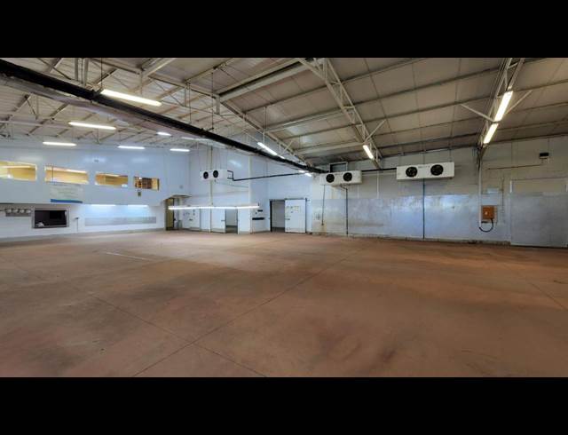 3,159M² WAREHOUSE TO LET IN KIRKNEY