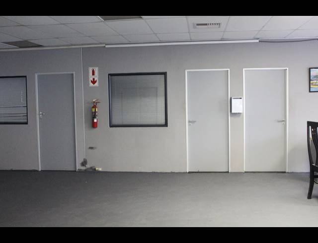 541M² BUILDING TO LET IN RIVERHORSE VALLEY