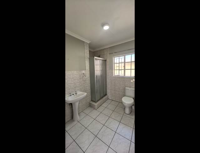 2 BEDROOM TOWNHOUSE TO LET IN EDENVALE CENTRAL