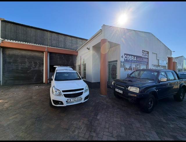 640M² WAREHOUSE TO LET IN OTTERY