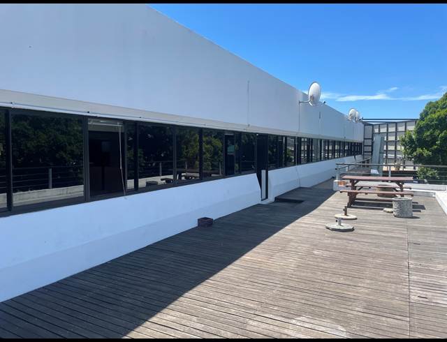 613M² OFFICE TO LET IN RONDEBOSCH