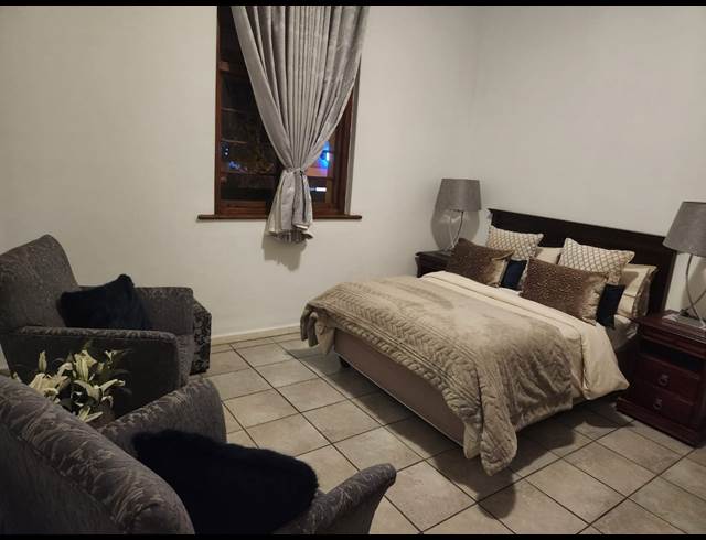 4 bed property to rent in WORCESTER CENTRAL