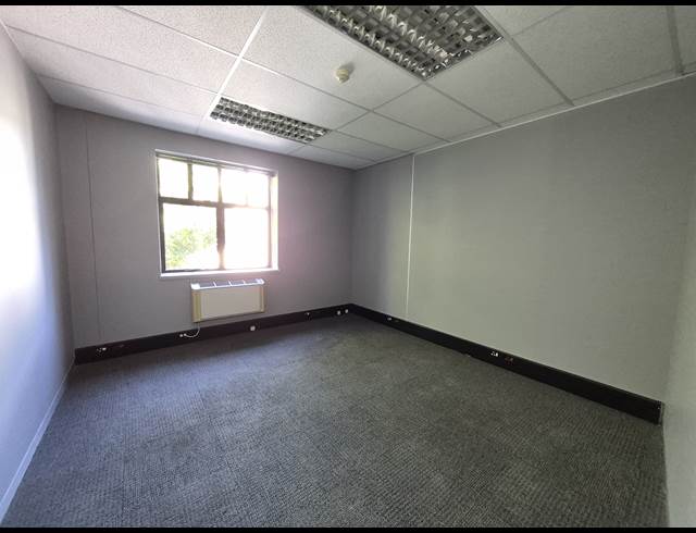474M² OFFICE TO LET IN SANDTON CENTRAL