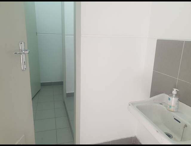 550M² OFFICE TO LET IN WOODSTOCK