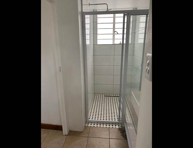 Business property to rent in WORCESTER CENTRAL