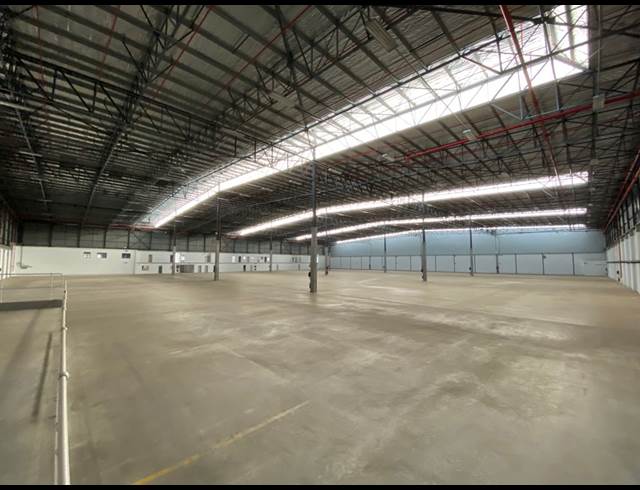 9,724M² WAREHOUSE TO LET IN EPPING INDUSTRIAL