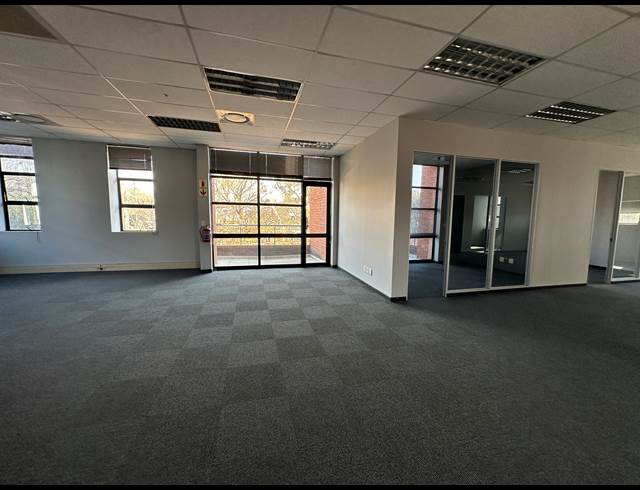 233.30M² OFFICE TO LET IN HIGHVELD TECHNOPARK