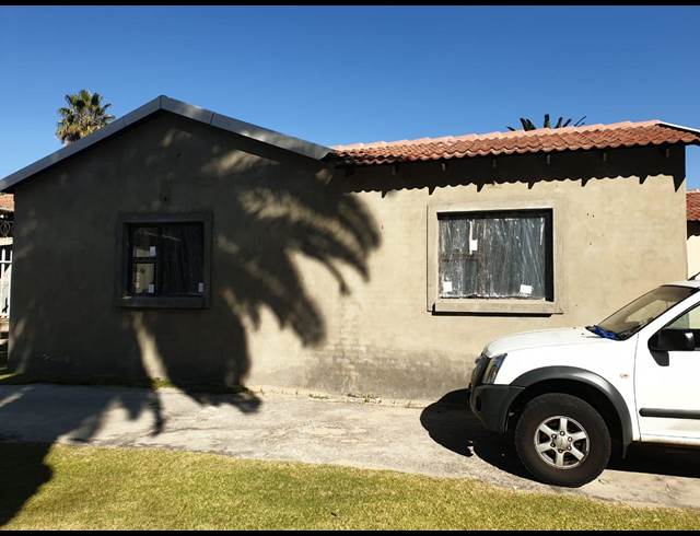 140M² OFFICE TO LET IN LAMBTON
