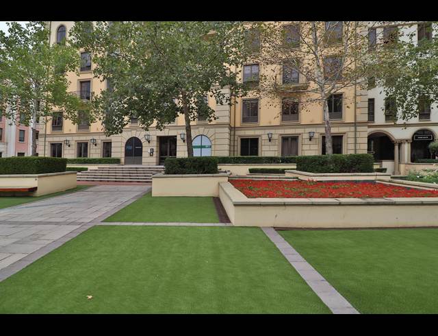 60M² SERVICED OFFICE TO LET IN MAGALIESSIG