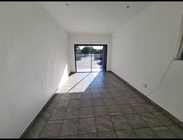 24M² BUSINESS CENTRE RENTED IN VANDERBIJLPARK SW 5