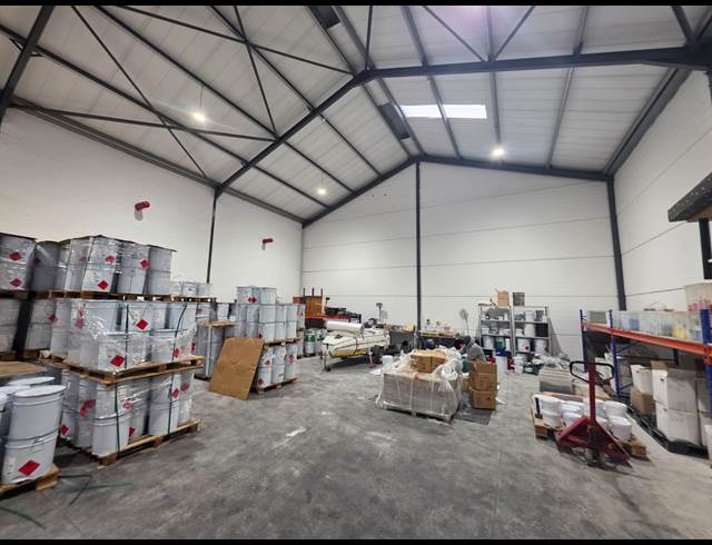 485M² WAREHOUSE TO LET IN FIRGROVE INDUSTRIAL ESTATE