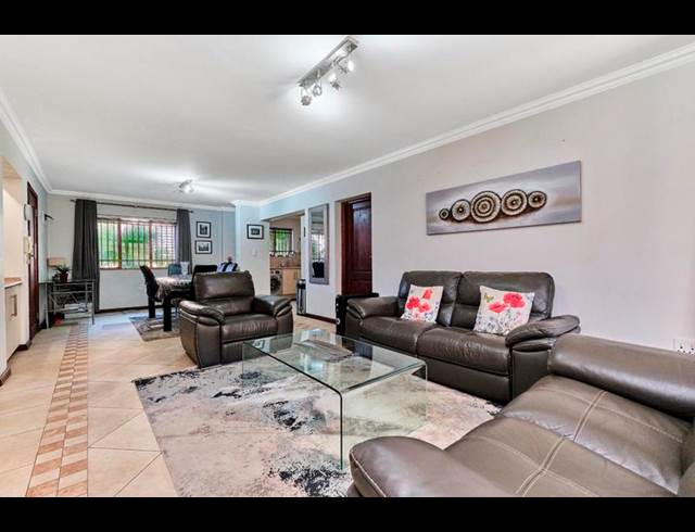 2 BEDROOM PROPERTY TO RENT IN MORNINGSIDE