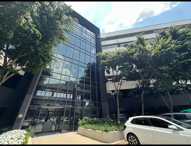 224M² OFFICE TO LET IN SANDTON CENTRAL