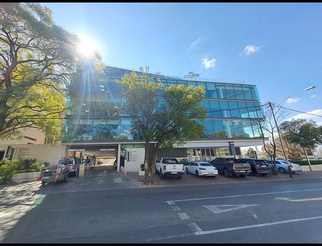 285M² OFFICE TO LET IN ILLOVO