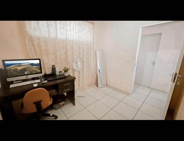 2 BEDROOM APARTMENT TO LET IN PAULSHOF