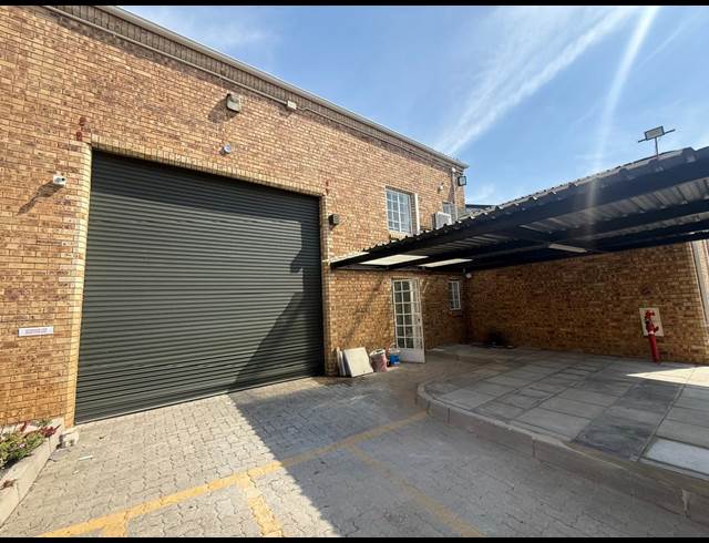 351M² WAREHOUSE TO LET IN HALFWAY HOUSE