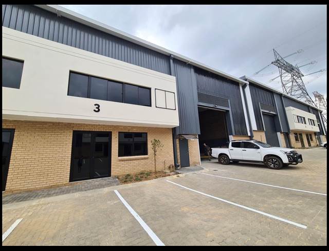 558M² WAREHOUSE TO LET IN SAMRAND BUSINESS PARK