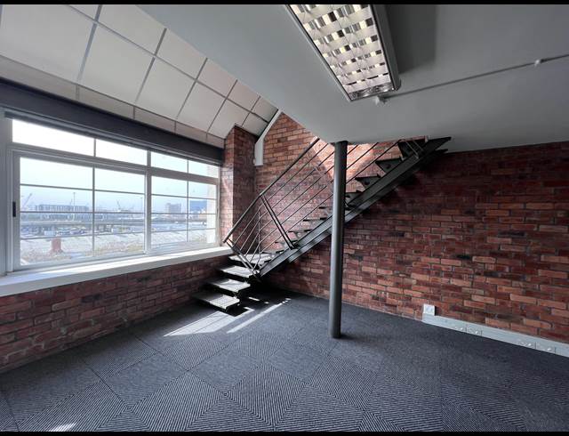 229M² OFFICE TO LET IN GREEN POINT