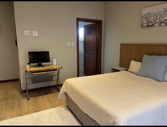3 BEDROOM HOUSE TO LET IN PARKHURST