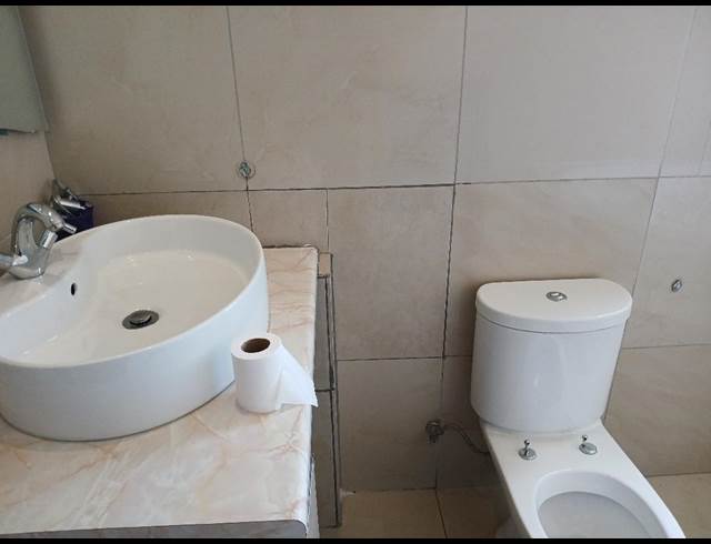 4 bed property to rent in RIDGEWAY