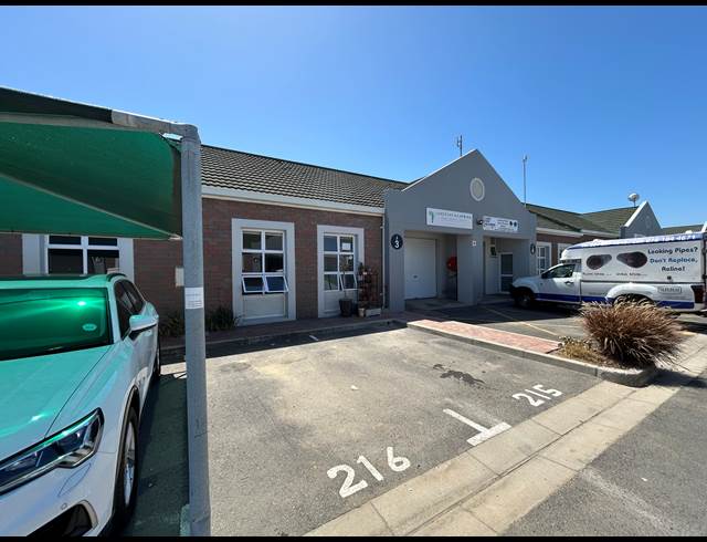 100M² BUSINESS CENTRE TO LET IN MARCONI BEAM INDUSTRIA