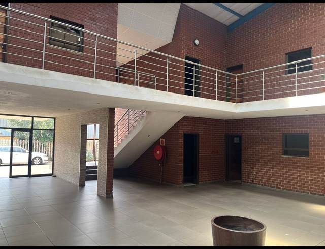 60M² OFFICE TO LET IN ORMONDE
