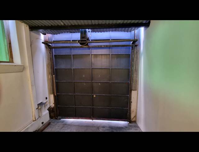365M² MINI FACTORY TO LET IN WOODSTOCK