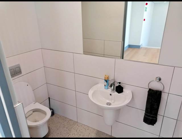 529M² WAREHOUSE TO LET IN STIKLAND INDUSTRIAL