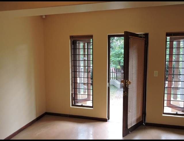 110M² OFFICE RENTED IN NELSPRUIT EXT 2
