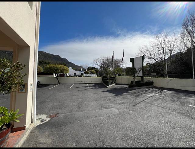 72M² RETAIL TO LET IN HOUT BAY CENTRAL