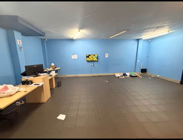 900M² WAREHOUSE TO LET IN RIVERHORSE VALLEY