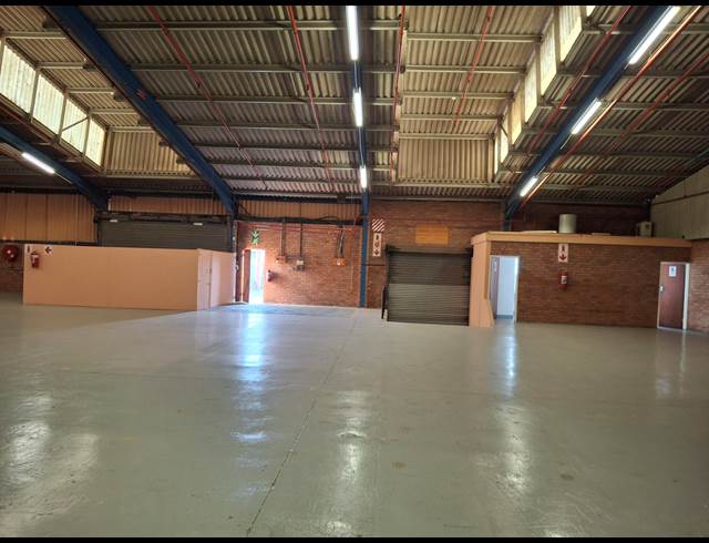 1,200M² WAREHOUSE TO LET IN WILSONIA