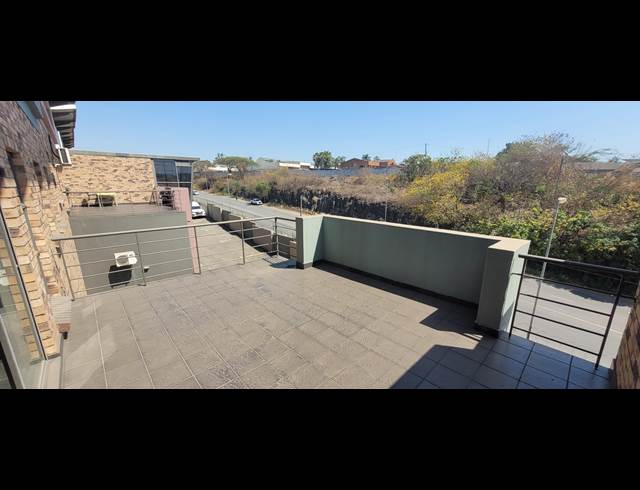 102M² OFFICE TO LET IN NELSPRUIT CENTRAL