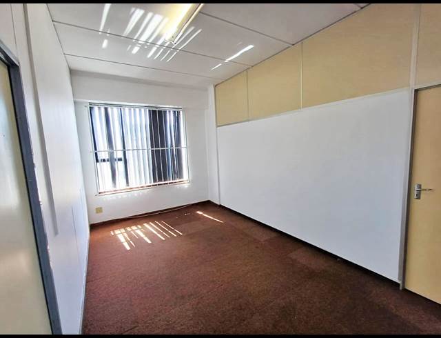 Office property to rent in WORCESTER CENTRAL