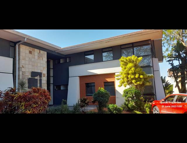 255M² OFFICE TO LET IN LA LUCIA RIDGE