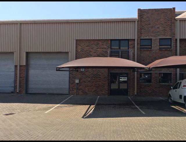 471M² WAREHOUSE TO LET IN NEW MARKET