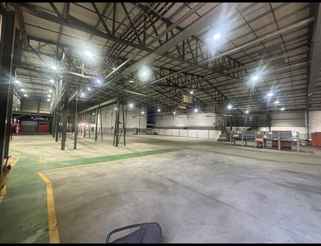 8,420M² WAREHOUSE TO LET IN SOMERSET WEST BUSINESS PARK