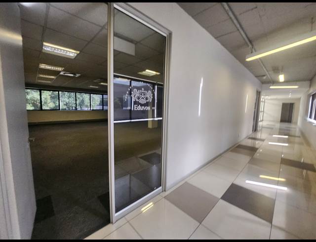 4,074M² OFFICE TO LET IN BEDFORDVIEW