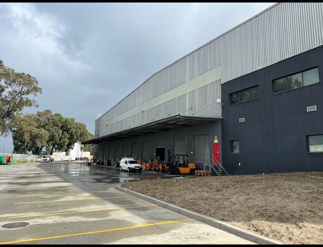 10,548M² WAREHOUSE TO LET IN PAROW INDUSTRIAL