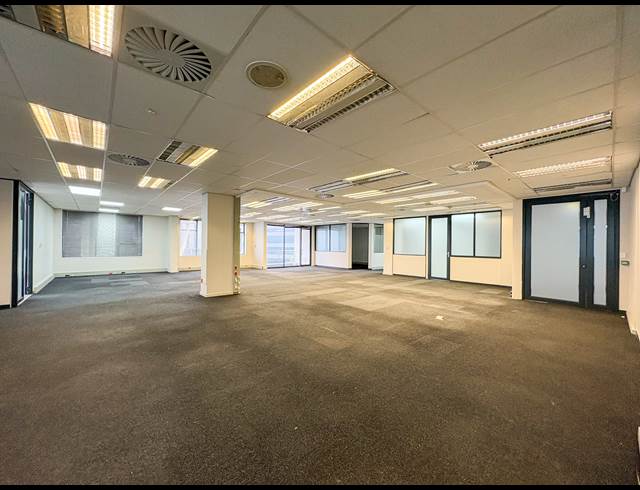 392M² OFFICE TO LET IN UMHLANGA RIDGESIDE
