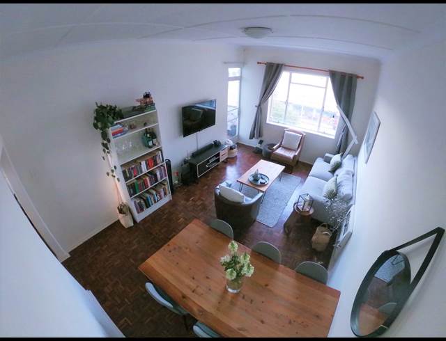 1 bed property to rent in PARKTOWN NORTH