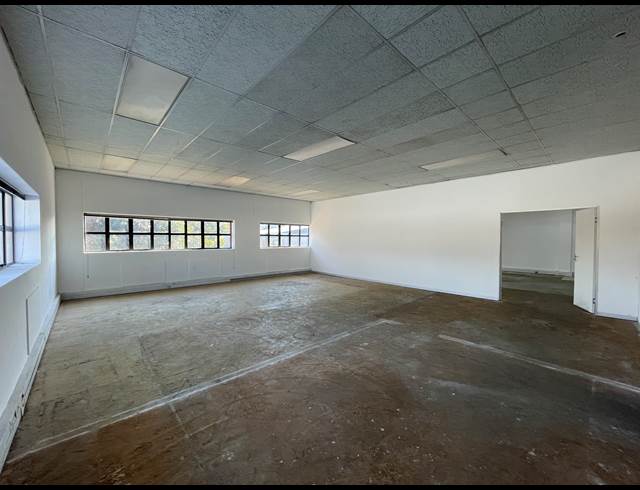 191.30M² BUSINESS CENTRE TO LET IN LAKEFIELD