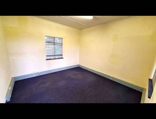 230M² OFFICE TO LET IN NELSPRUIT RURAL