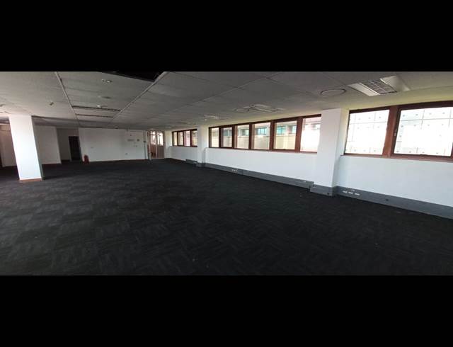 508M² OFFICE TO LET IN CITY & SUBURBAN