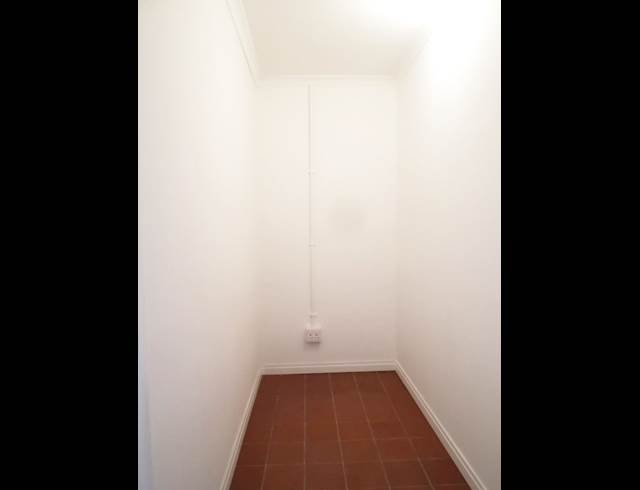 2 bed property to rent in SCHOTSCHE KLOOF